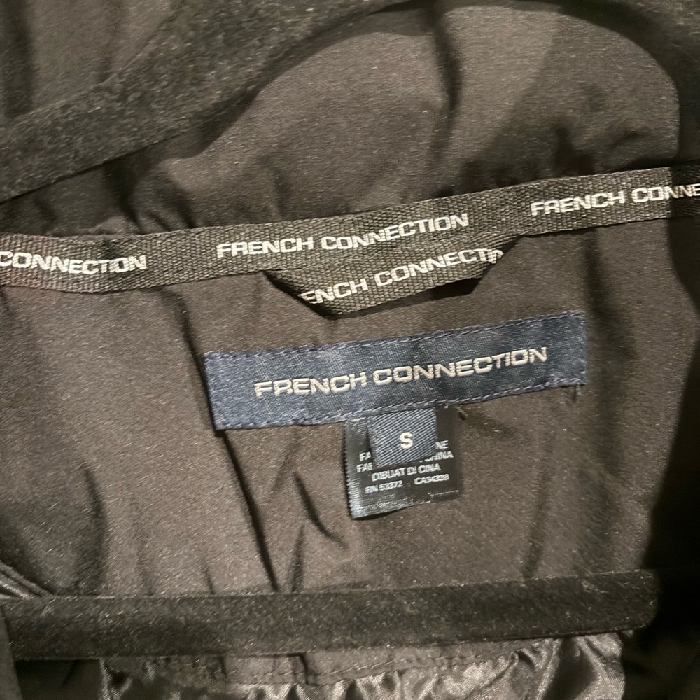 French Connection Black Puffer Jacket - Picture 3 of 3
